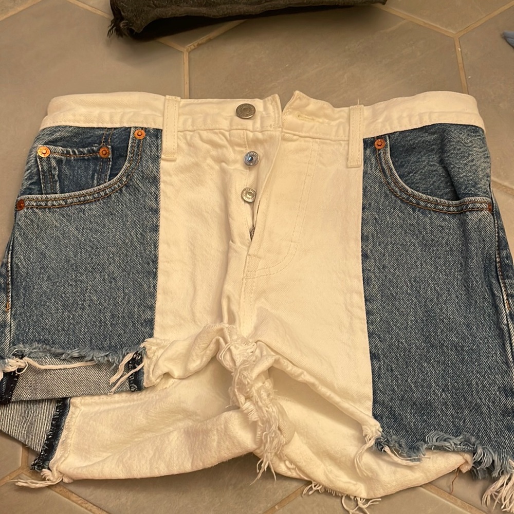 Levi colorblock shorts